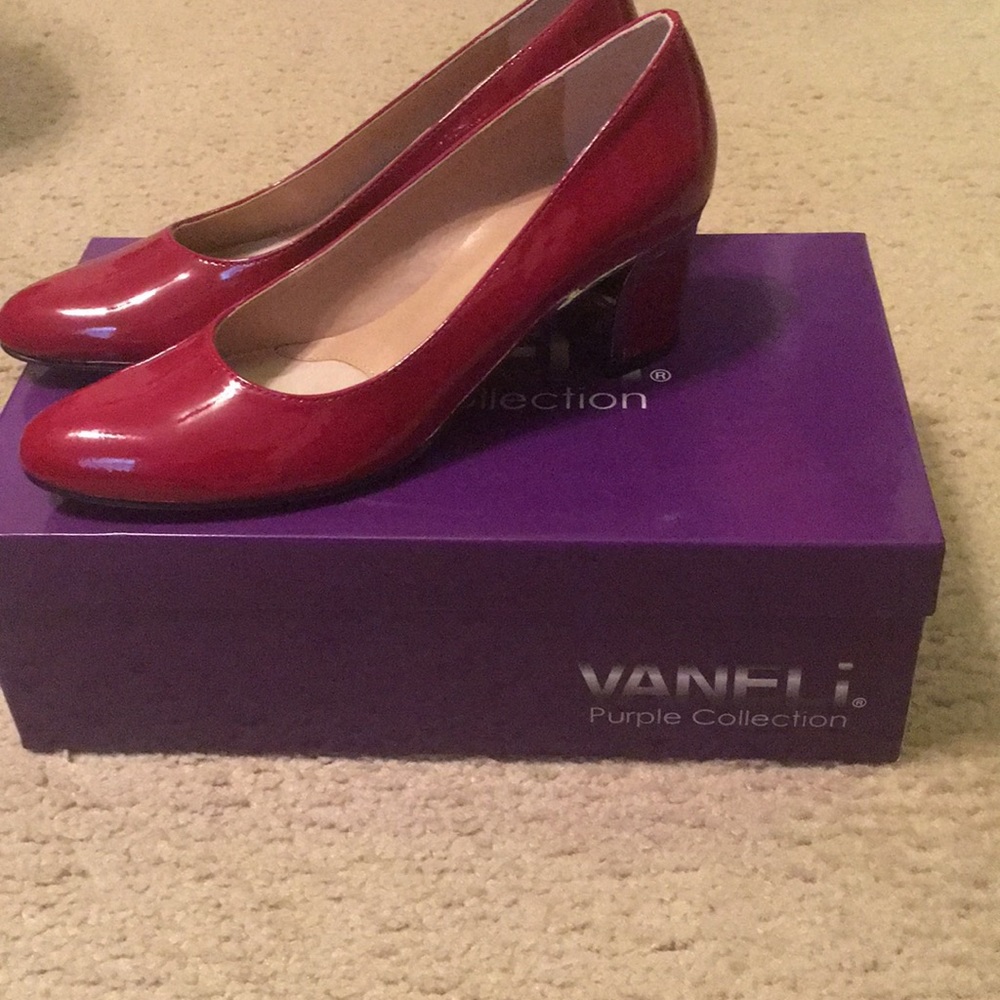 Red Pumps - Picture 2 of 4